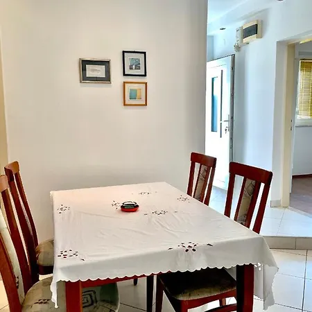 Apartamento Lovre Zadar
